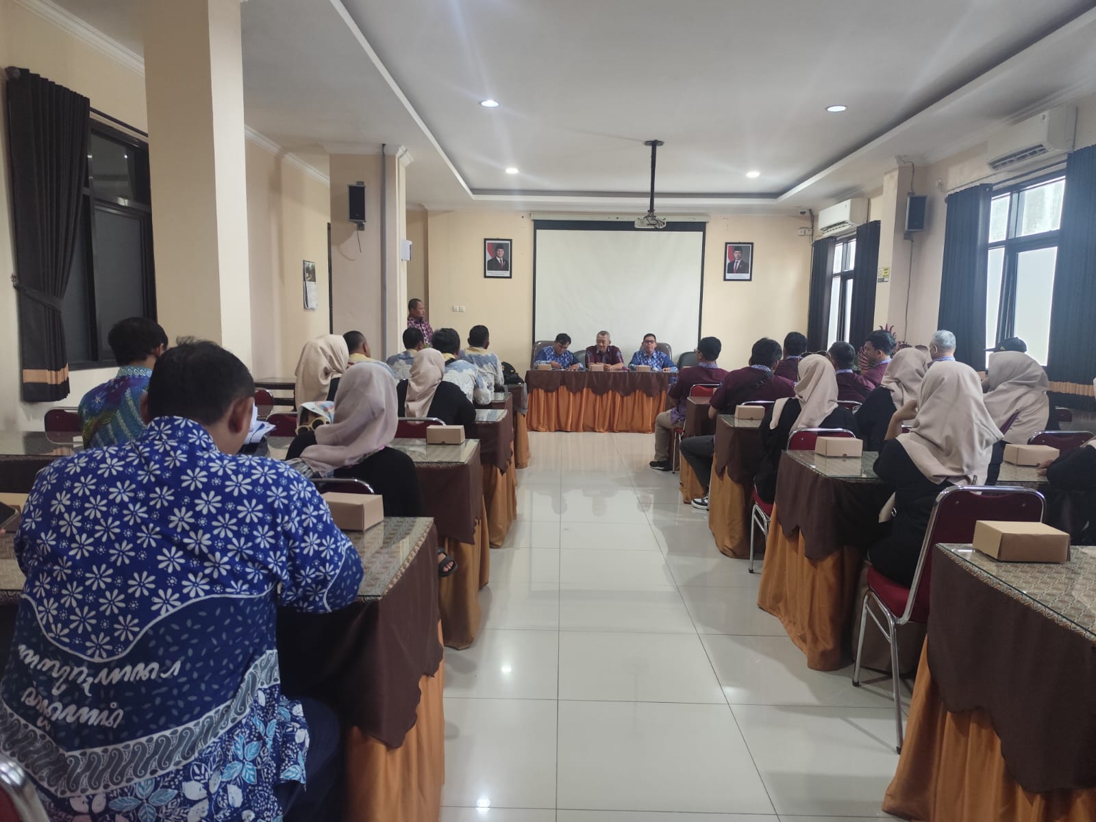Kunjungan Studi Tiru Kades dan Perangkat Desa Kaliboto, Wonodadi, Blitar