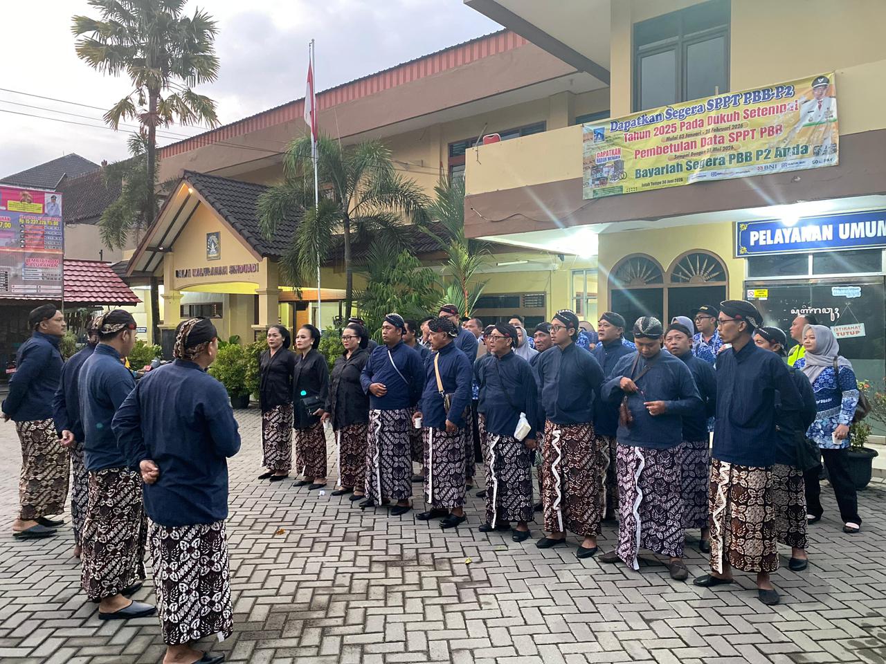 Peringatan Hari Jadi DIY ke 271 dan Mangayubagyo 80 Tahun Yuswa Dalem Sri Sultan Hamengkubuwono X
